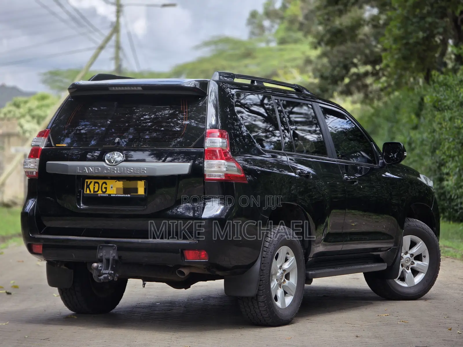 Toyota Land Cruiser Prado 2016 Black