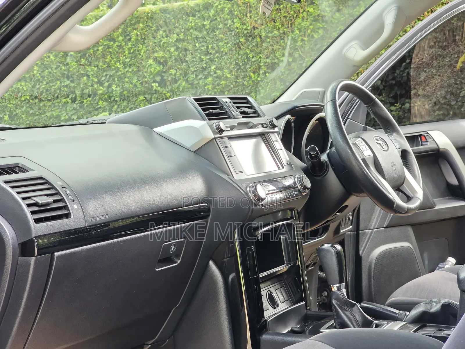 Toyota Land Cruiser Prado 2016 Black