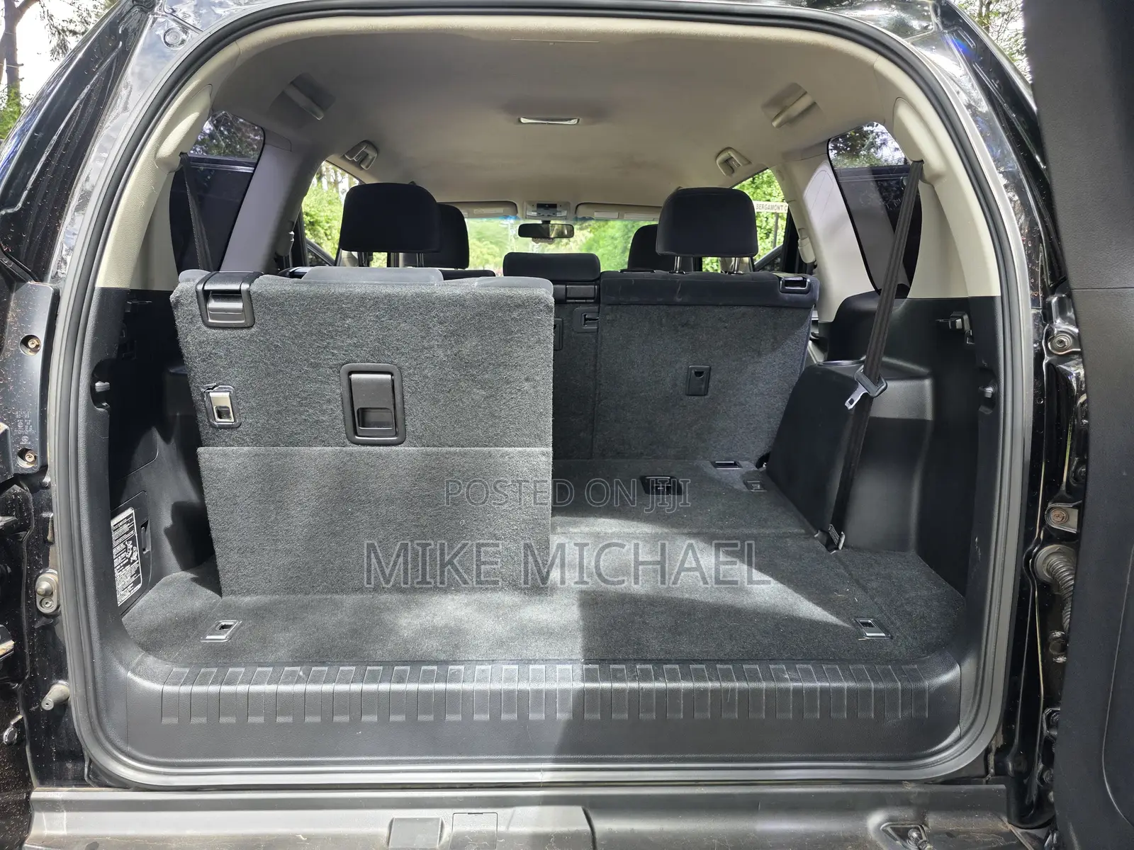 Toyota Land Cruiser Prado 2016 Black