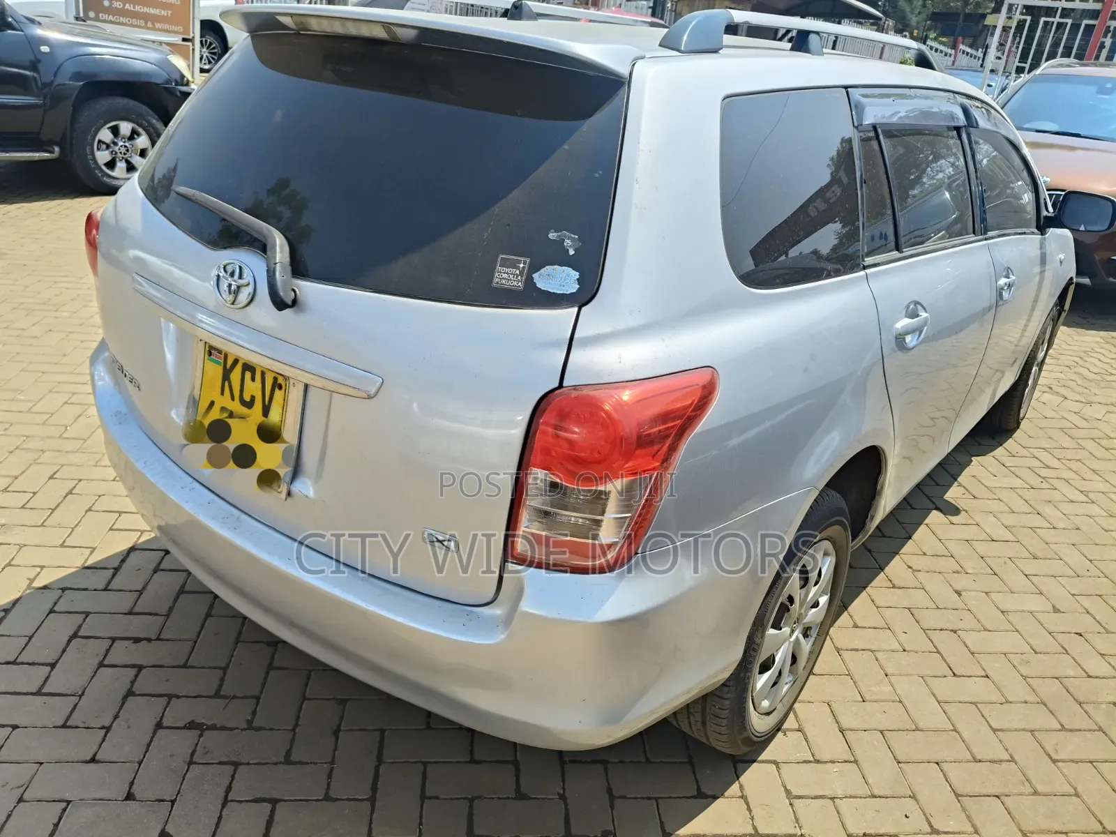 Toyota Corolla Fielder 2012 Silver