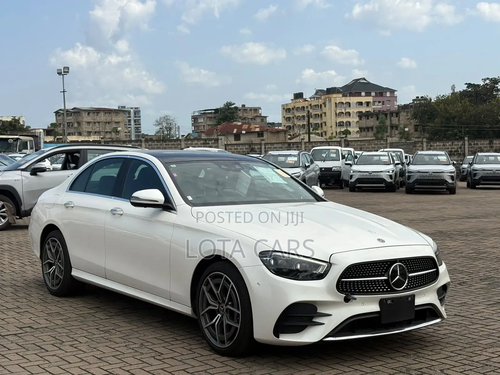Mercedes-Benz E200 2021 White