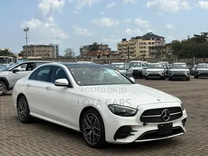 Mercedes-Benz E200 2021 White