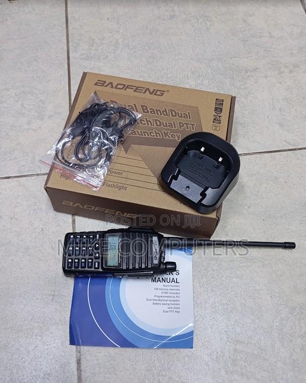 Uv-82 Walkie Talkie 5w Dual Band Two-Way Radios Fm