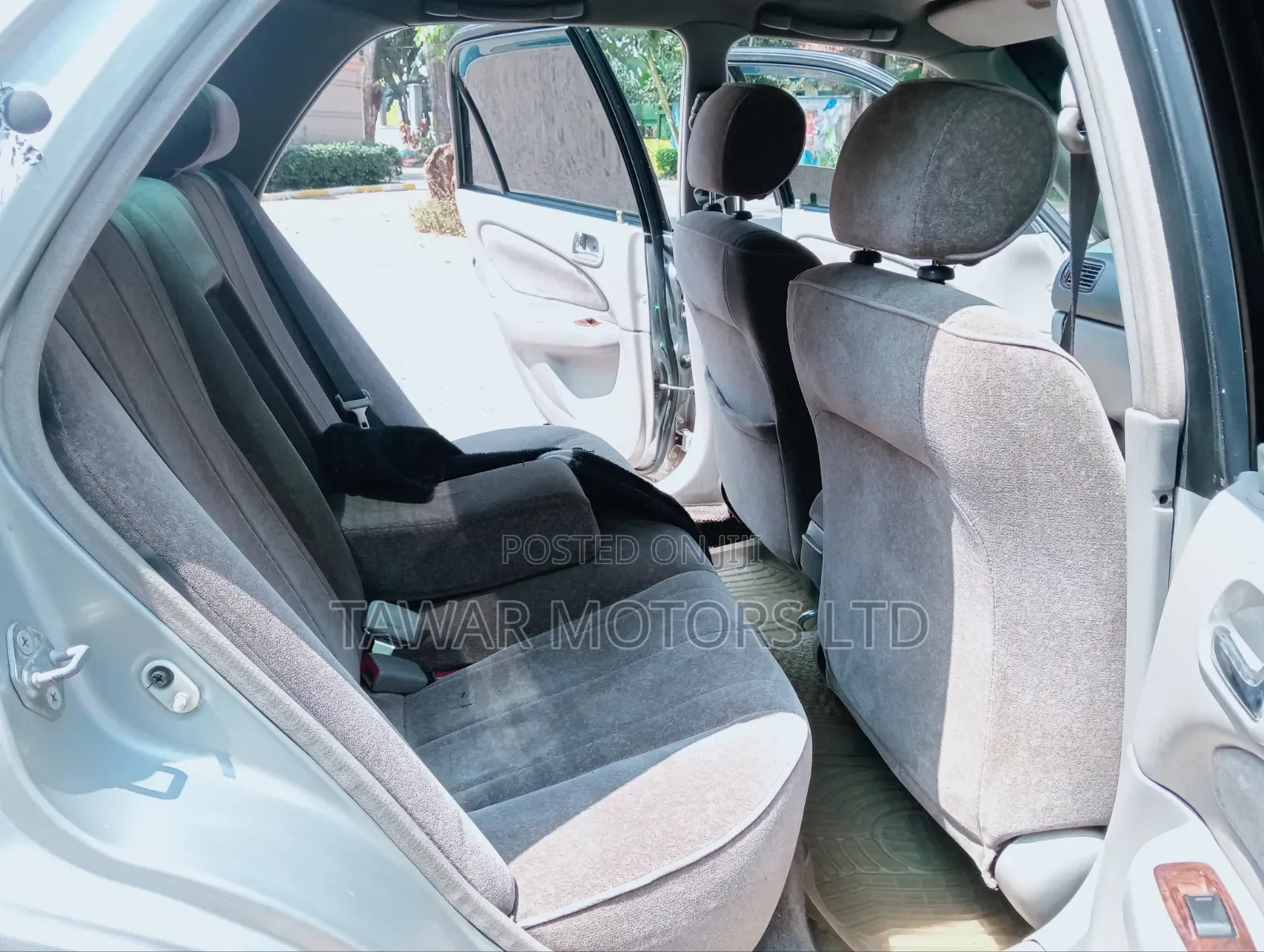 Toyota Corona 2002 Silver