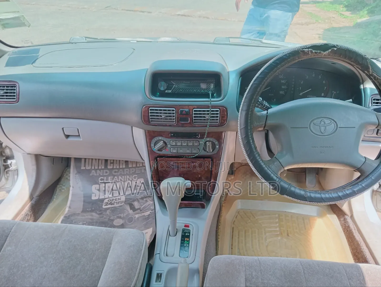 Toyota Corona 2002 Silver