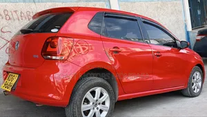 Volkswagen Polo 2014 Red