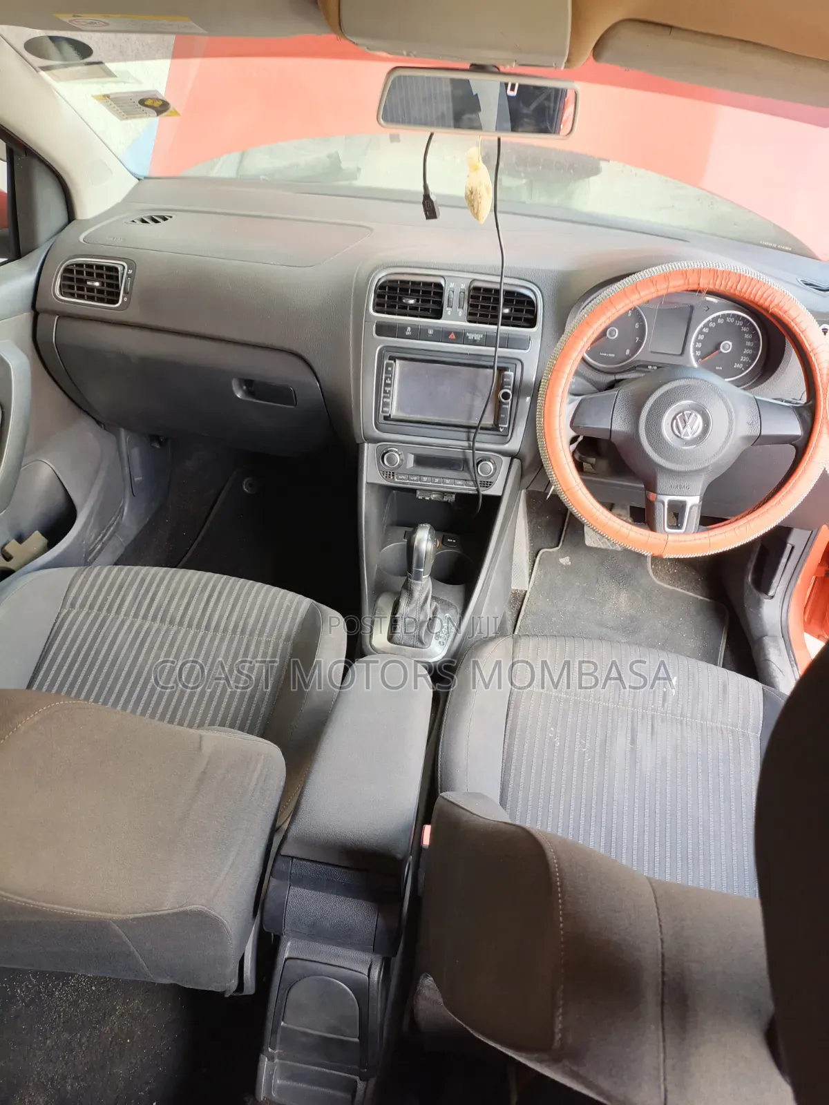 Volkswagen Polo 2014 Red