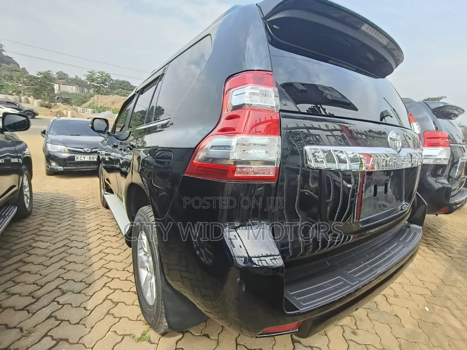 Toyota Land Cruiser Prado 2015 Black