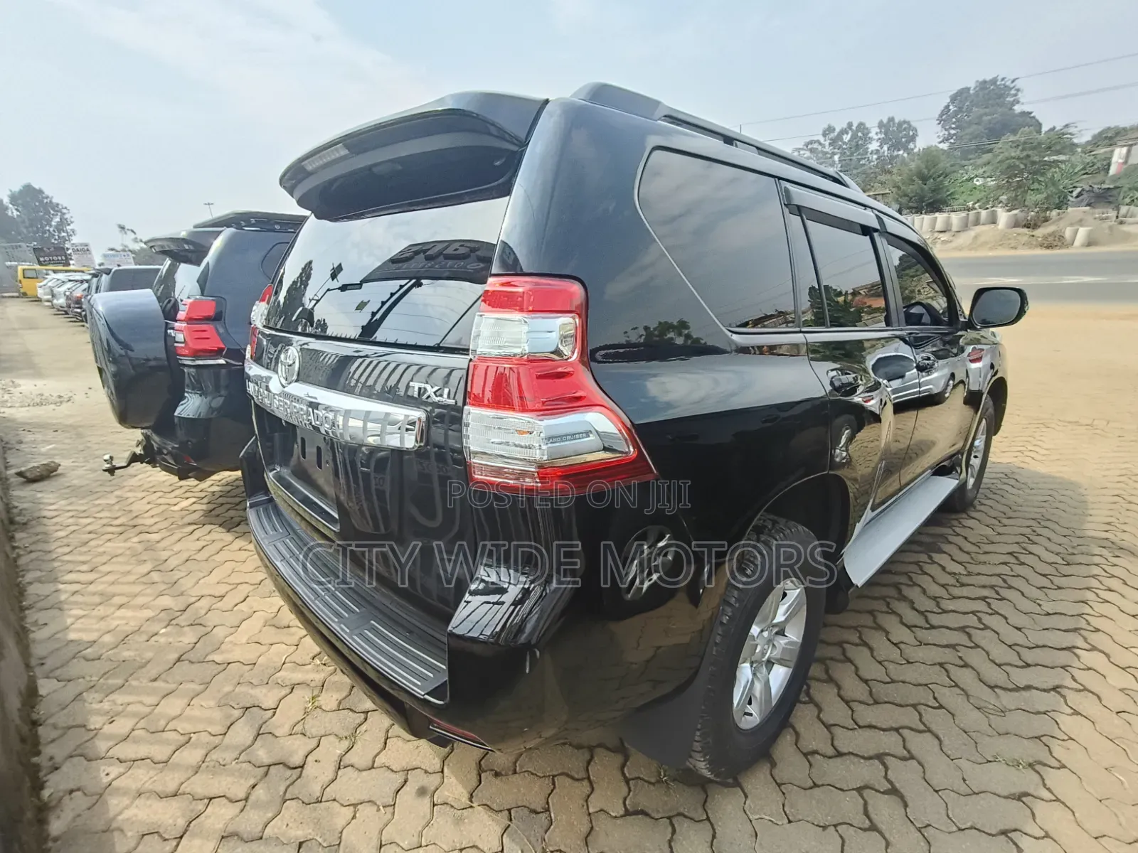 Toyota Land Cruiser Prado 2015 Black