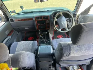 Toyota Land Cruiser Prado 2000 Silver