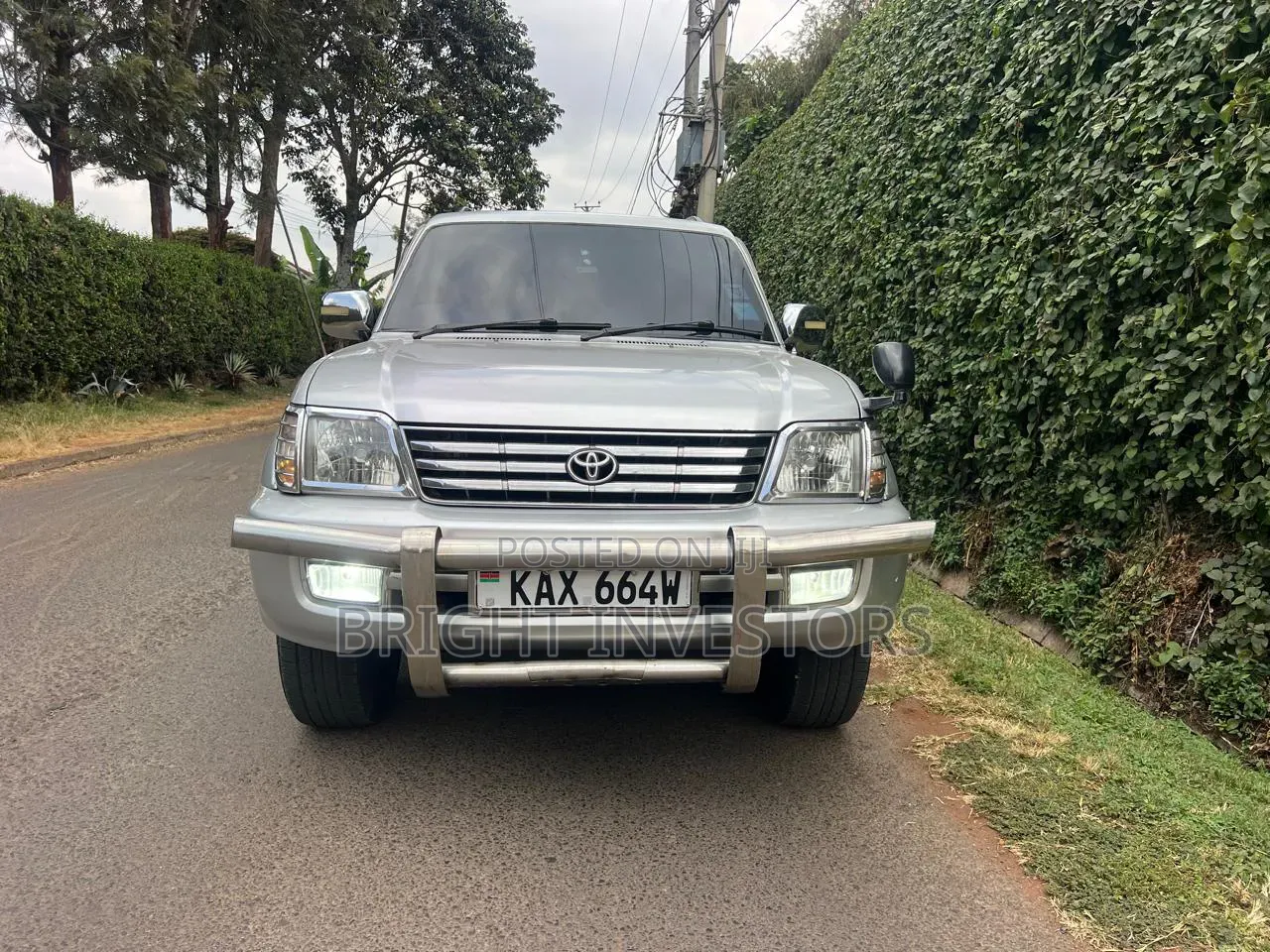 Toyota Land Cruiser Prado 2000 Silver