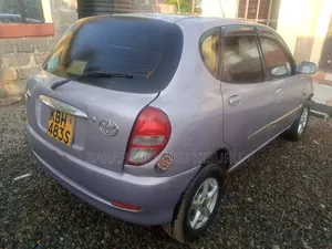 Toyota Duet 2004 Beige