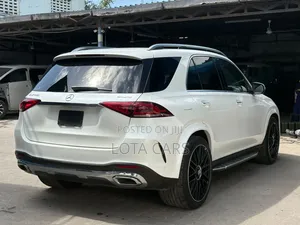 Mercedes-Benz GLE-Class 2019 White