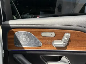 Mercedes-Benz GLE-Class 2019 White
