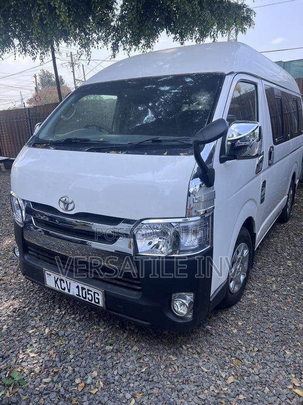 Toyota HiAce 2013 White - thumbnail 9