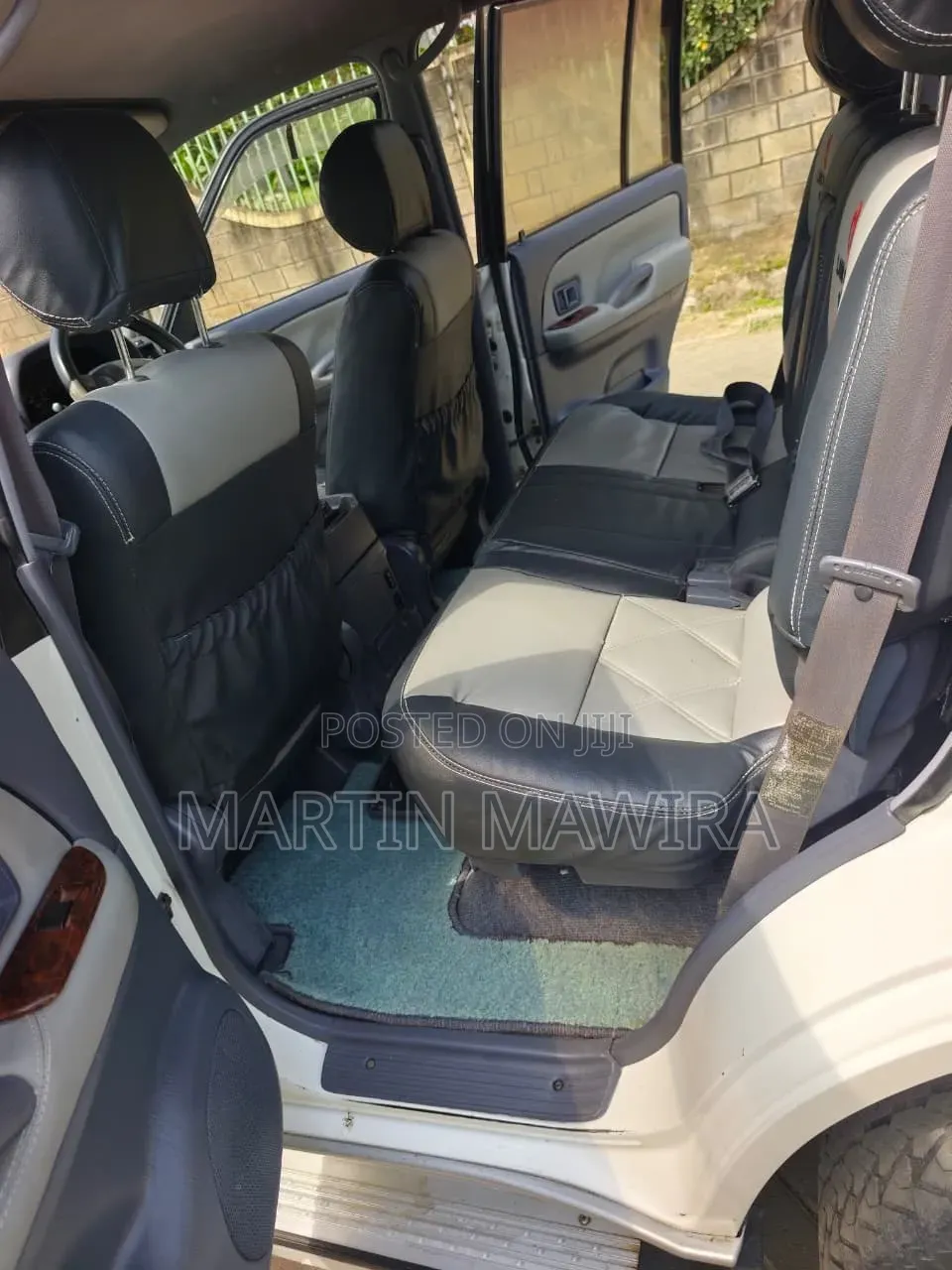 Toyota Land Cruiser Prado 2000 Silver