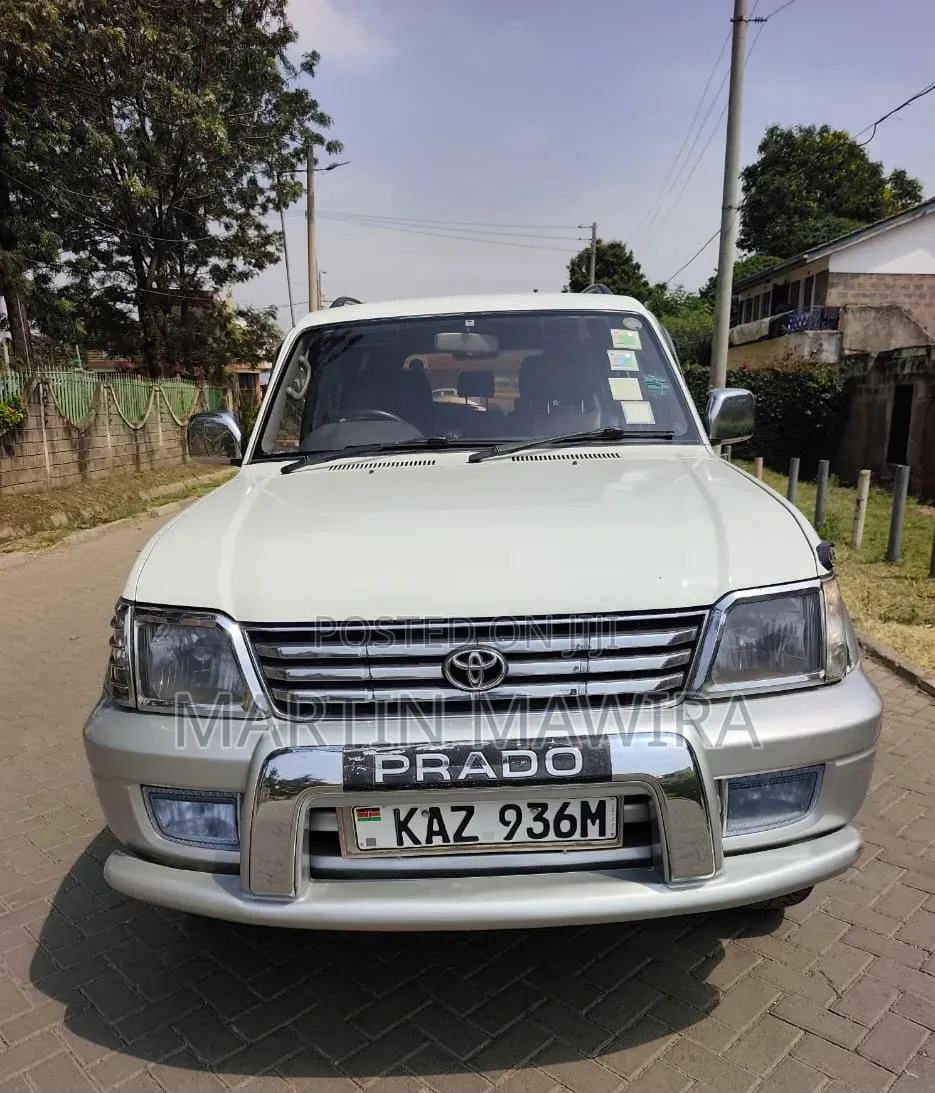 Toyota Land Cruiser Prado 2000 Silver