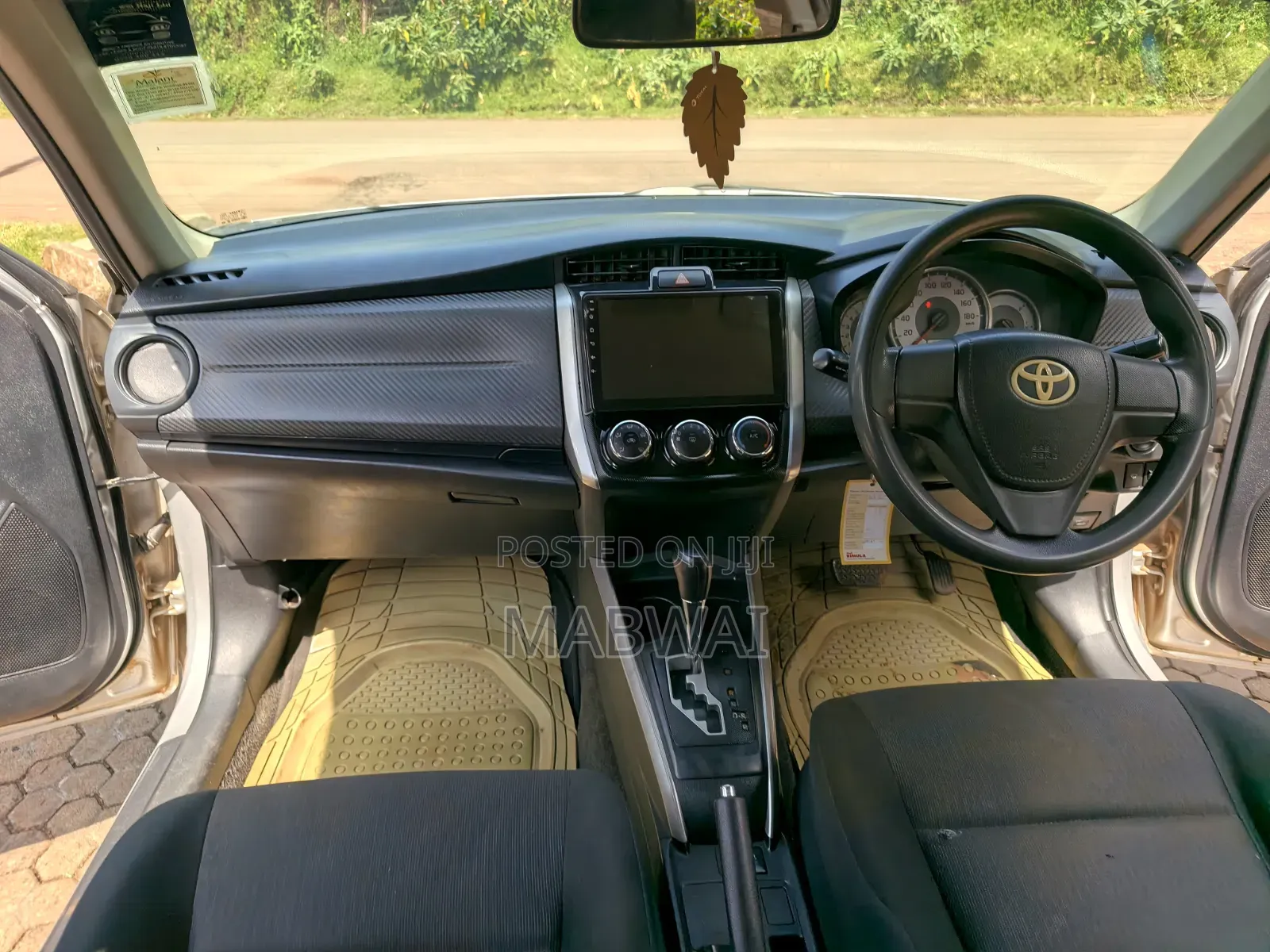 Toyota Corolla Fielder 2013 Silver