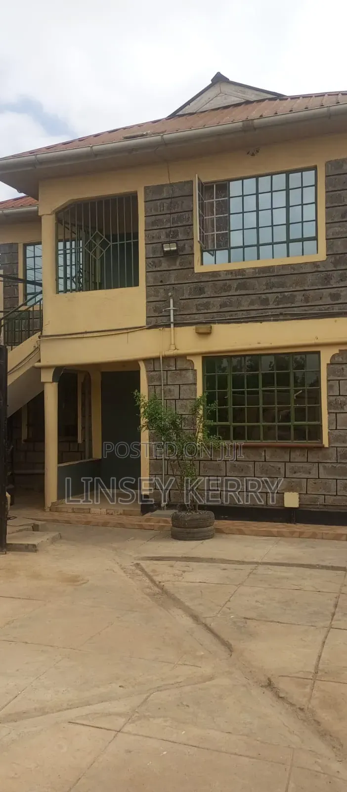 3bdrm House in Landless, Happy Valley Estate for rent