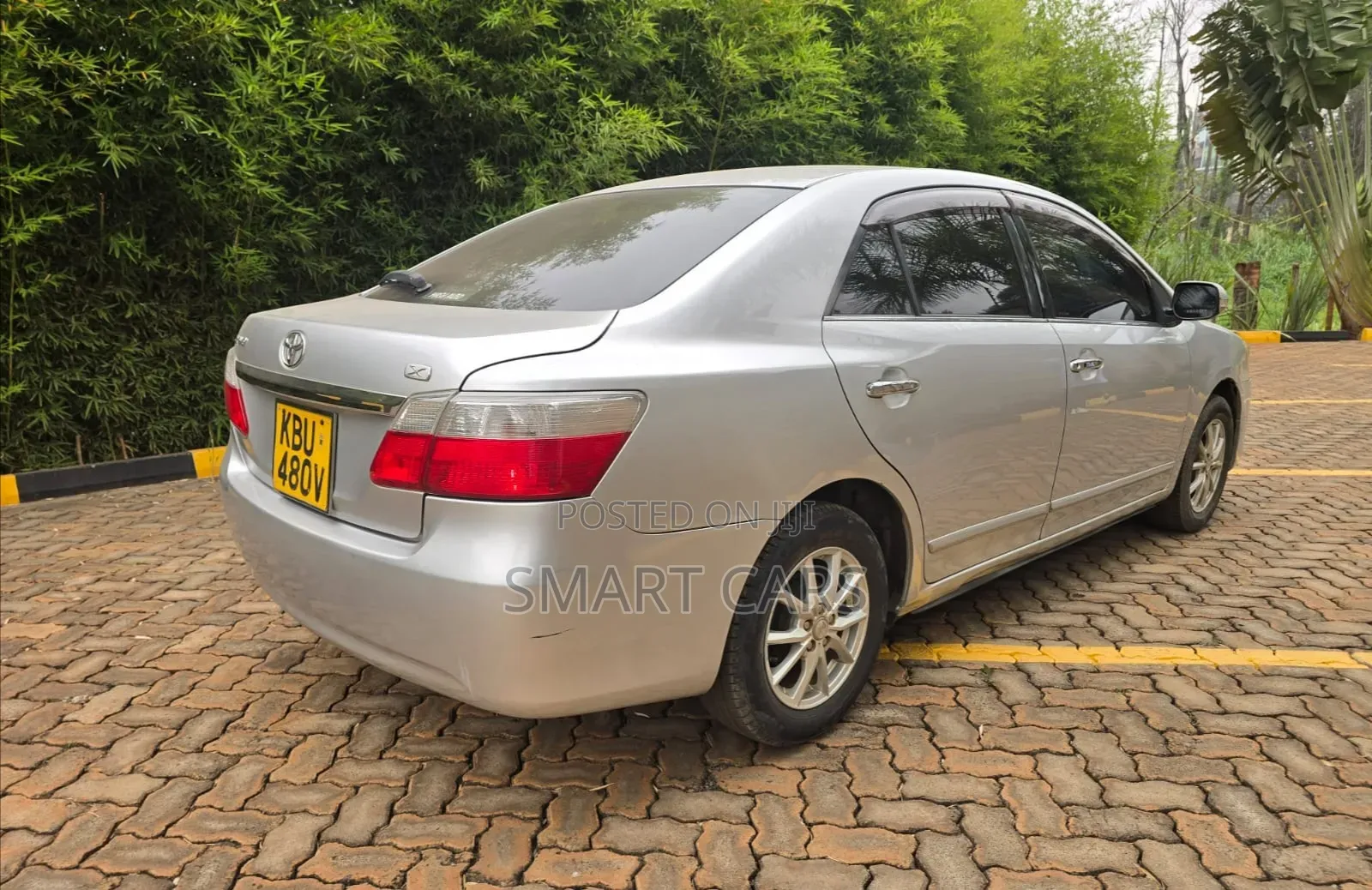 Toyota Premio 2010 Silver