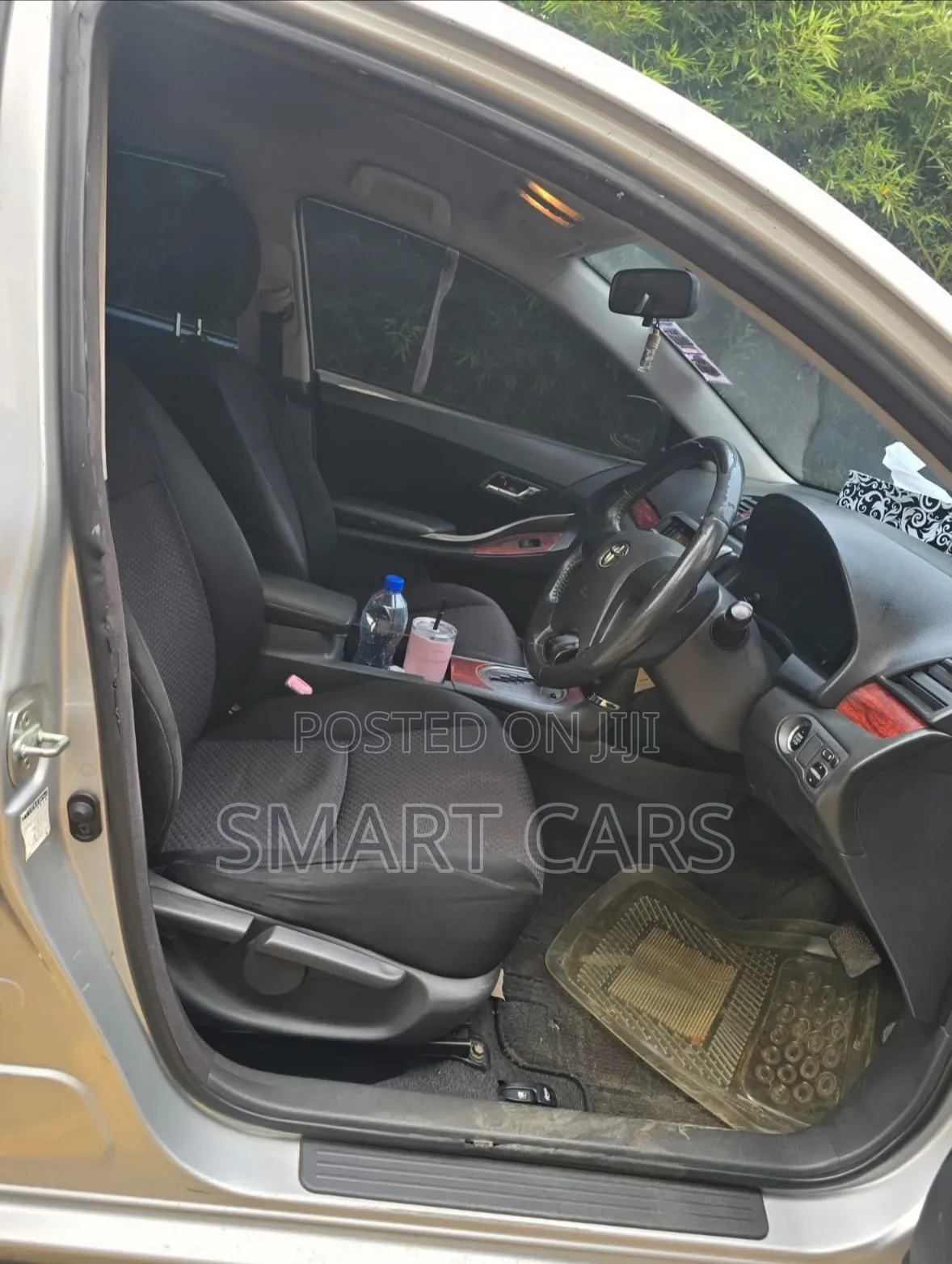 Toyota Premio 2010 Silver