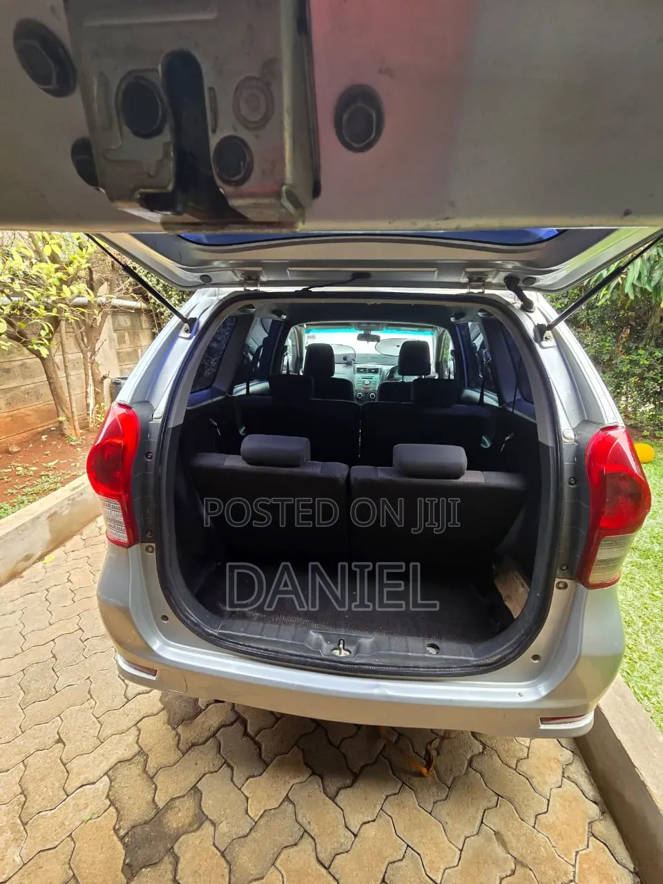 Toyota Avanza 2013 Silver