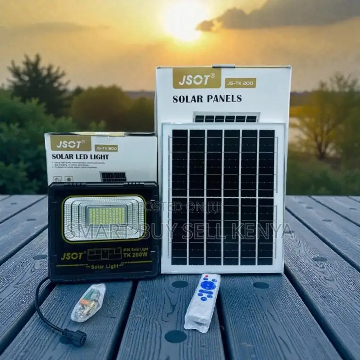 Modern Design 200W Watts Outdoor Security LED Solar Flood Light