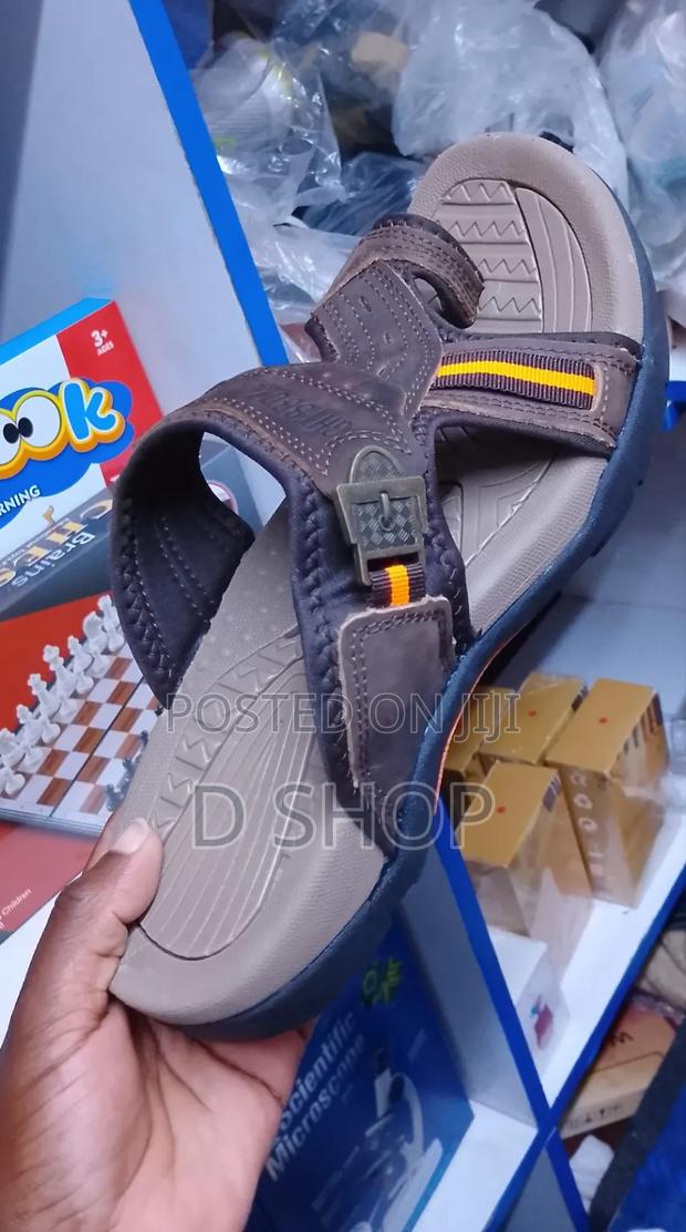 Quality Rubber Sole Sandals - thumbnail 2