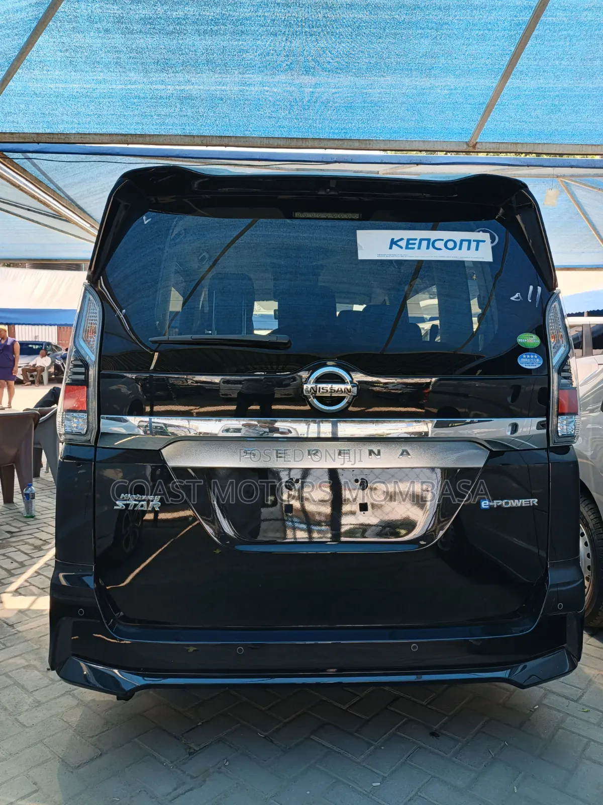 Nissan Serena 2019 Blue