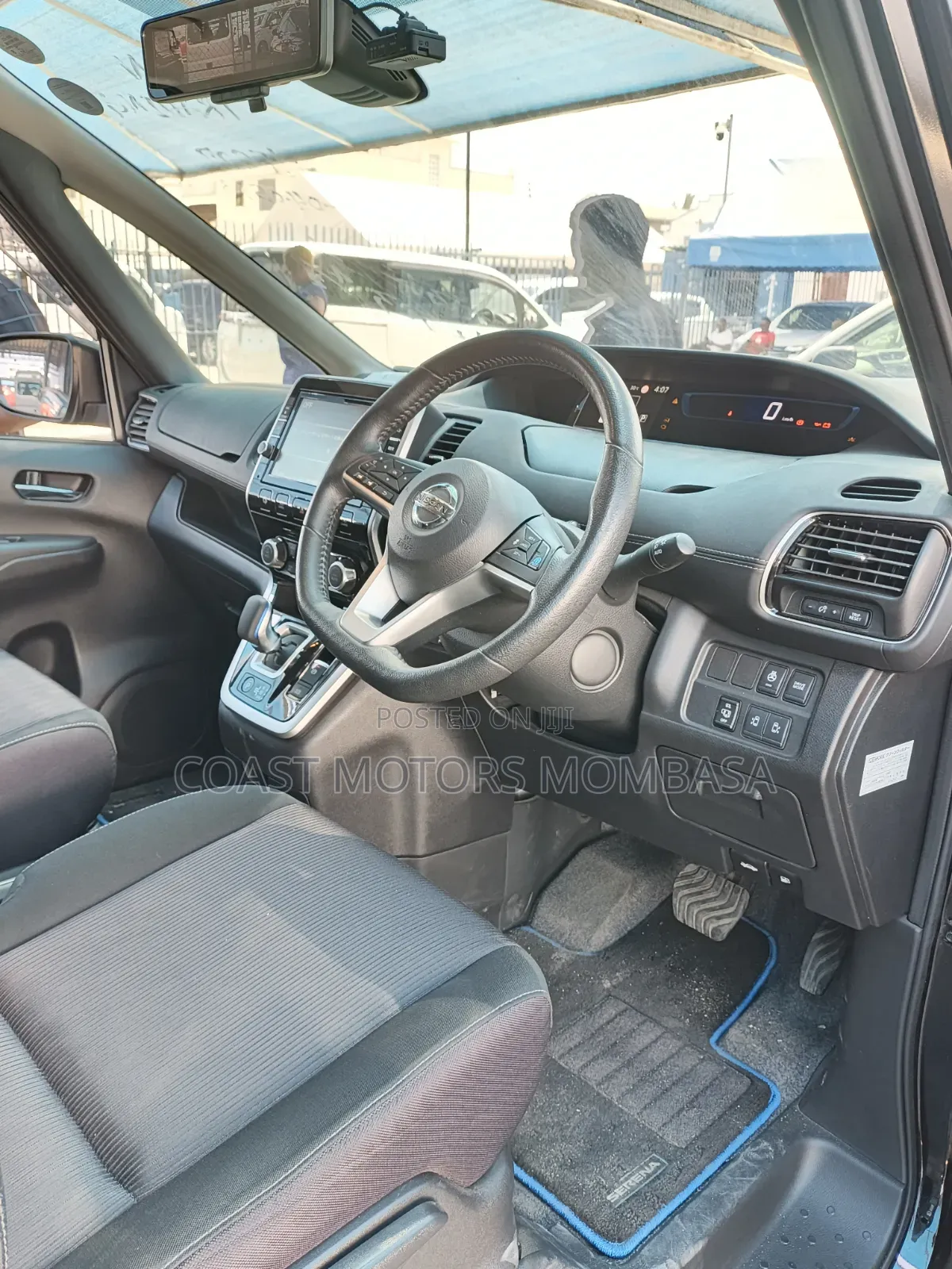 Nissan Serena 2019 Blue