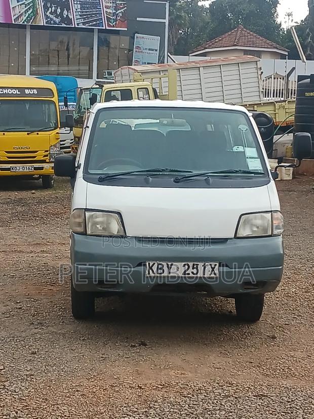Nissan Vanette 2007 White - thumbnail 4