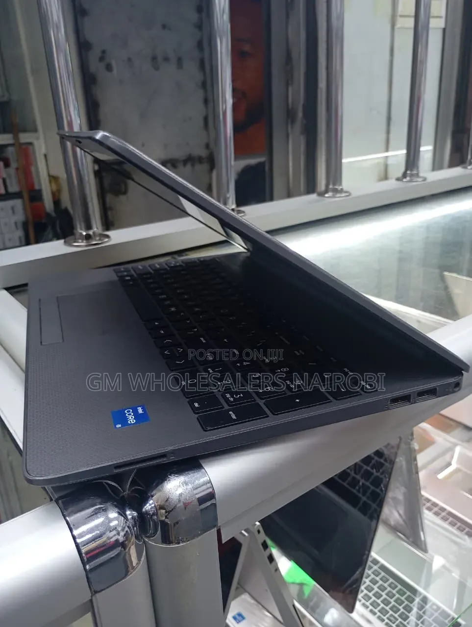 New Laptop HP 250 G8 16GB Intel Core i5 SSD 256GB