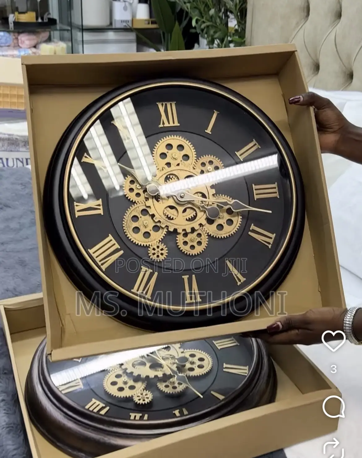 40 Cm Stunning, Large Moving Gear Wall Clock.