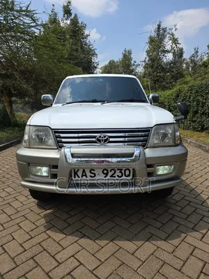 Toyota Land Cruiser Prado 1998 Off white