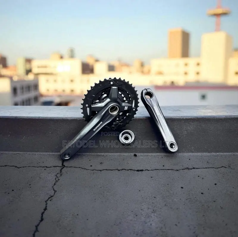 Shimano 3x9-Speed MTB Crankset With Bottom Bracket – Triple Chainring