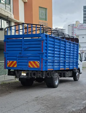 Mitsubishi Canter FE85 Local