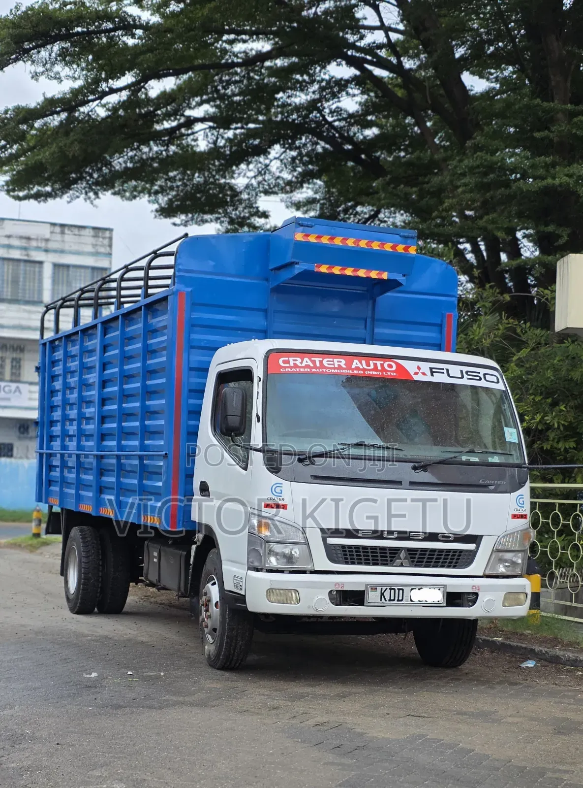 Mitsubishi Canter FE85 Local