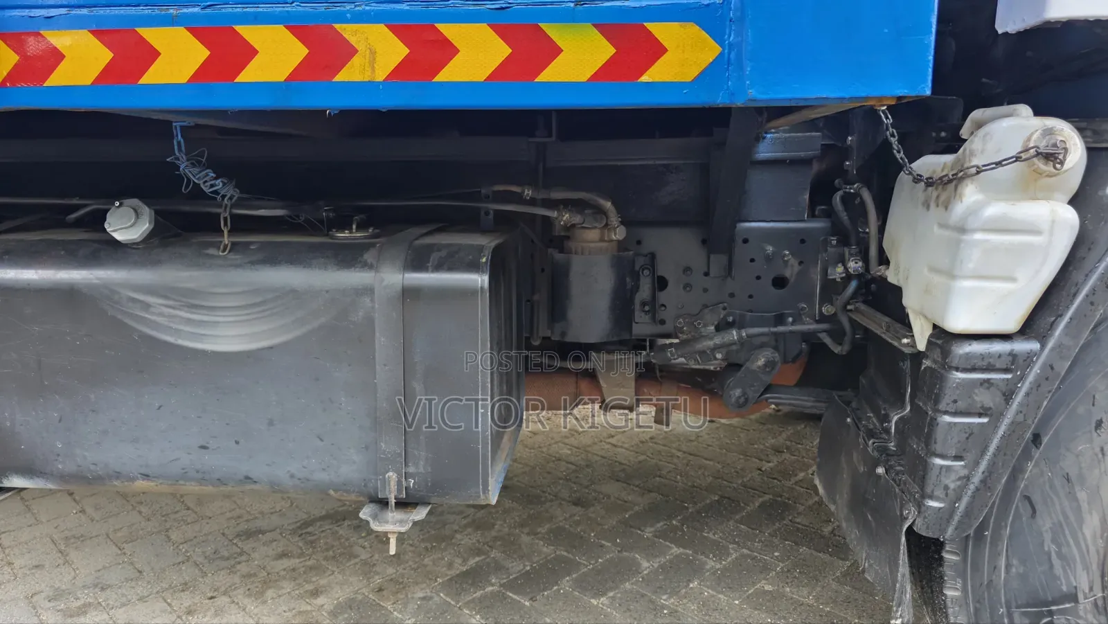 Mitsubishi Canter FE85 Local