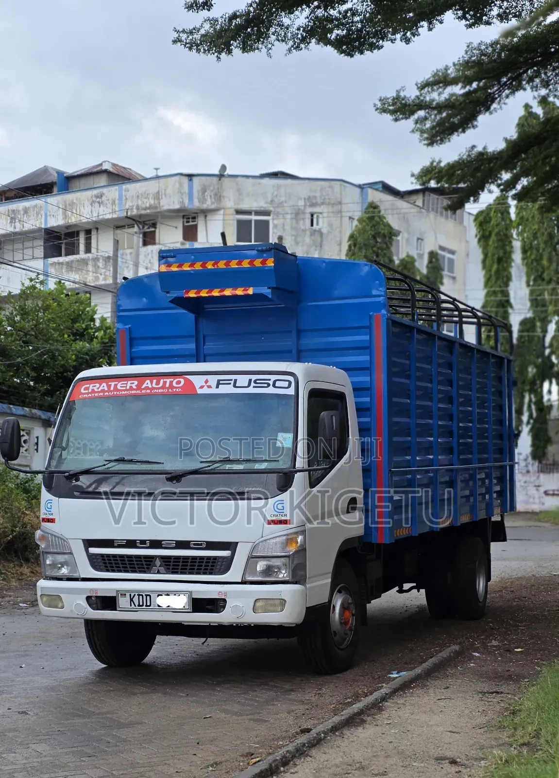 Mitsubishi Canter FE85 Local