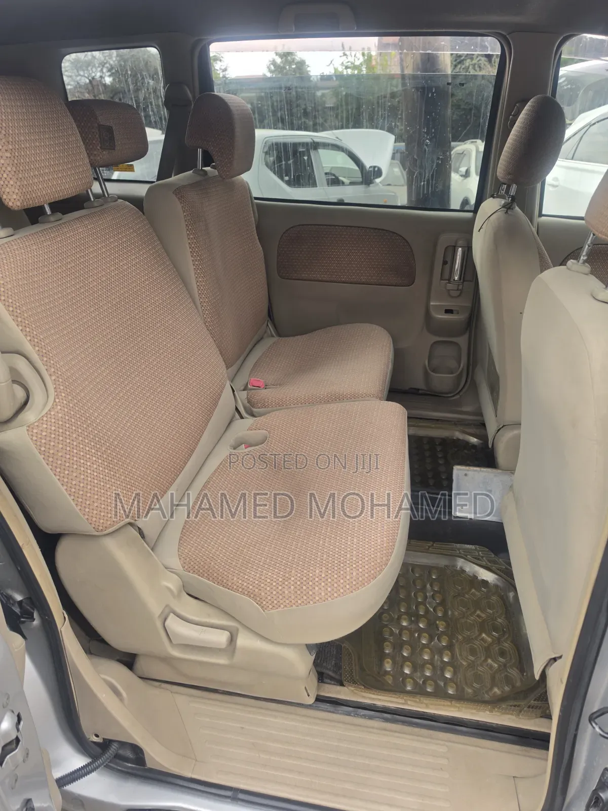 Toyota Sienta 2014 Silver