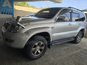 Toyota Land Cruiser Prado 2006 Silver