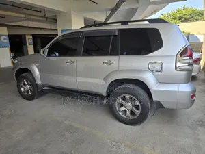 Toyota Land Cruiser Prado 2006 Silver