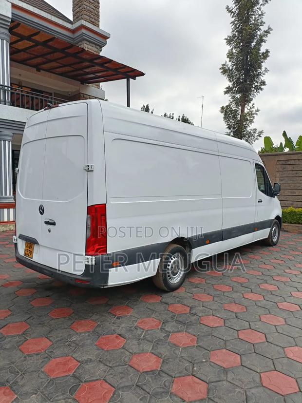 Mercedes-Benz Sprinter 2019 White - thumbnail 2