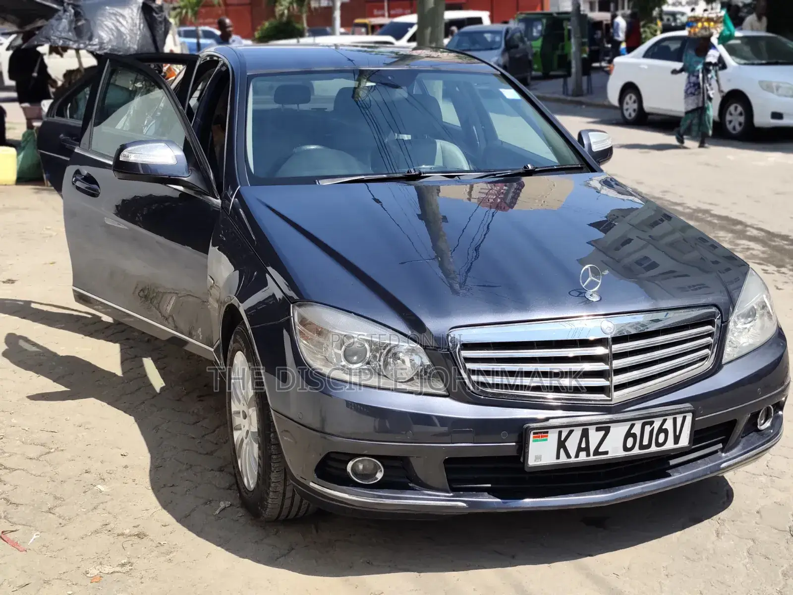 Mercedes-Benz C200 2007 Gray