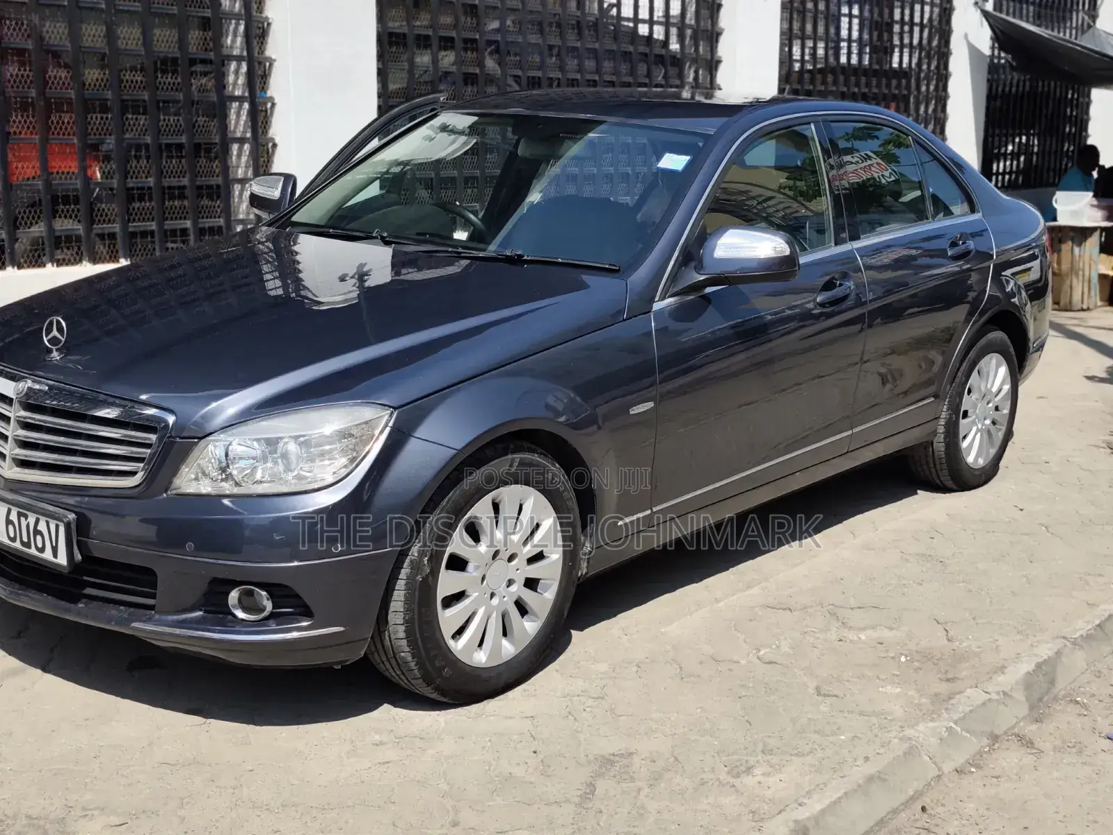 Mercedes-Benz C200 2007 Gray