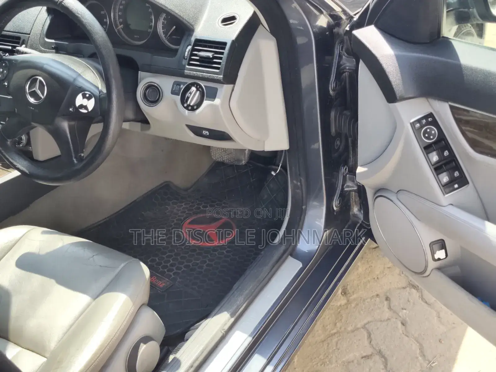 Mercedes-Benz C200 2007 Gray