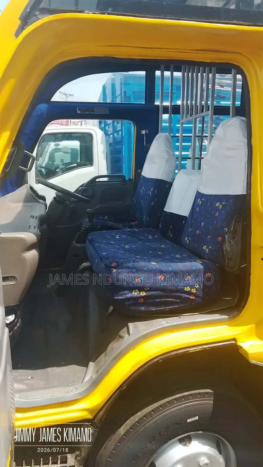Isuzu NQR 2018 Yellow