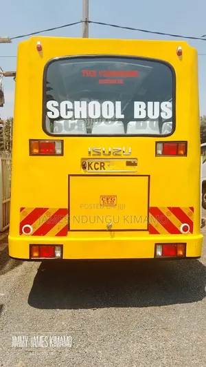 Isuzu NQR 2018 Yellow