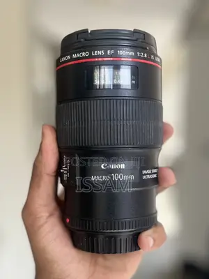Canon Macro Lens EF 100mm 1:2.8 L Is USM