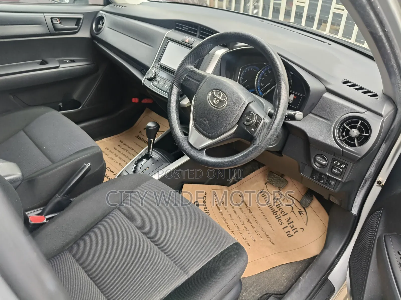 Toyota Corolla Fielder 2019 Silver